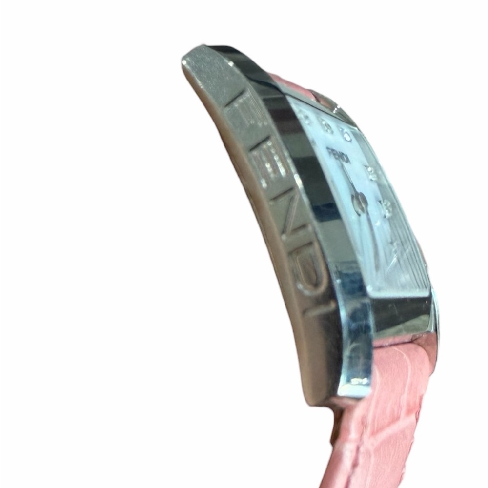 Full Inclusive Fendi 7000L Classico  Interchangeable Mother of Pearl Watch Set - Picture 2 of 12